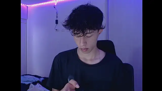 Snapshot of Juanmres chatting on December 22, 2025, 6:08 pm Juanmres online show from December 22, 2025, 6:08 pm