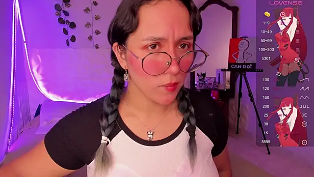 Ludovica6669 online show from March 3, 2025, 7:07 pm