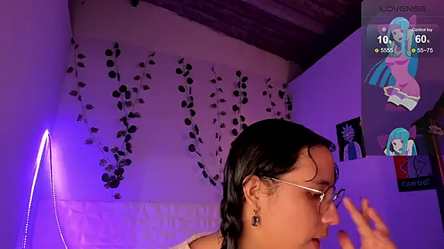 Ludovica6669 online show from March 14, 2025, 12:10 am