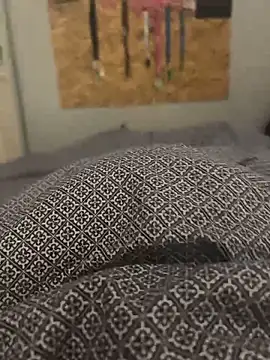 Snapshot of yannusgir33 chatting on February 3, 2026, 7:13 am yannusgir33 online show from February 3, 2026, 7:13 am