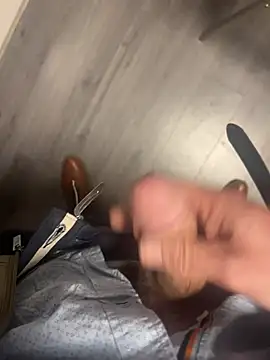 Snapshot of yannusgir33 chatting on January 15, 2026, 11:41 pm yannusgir33 online show from January 15, 2026, 11:41 pm