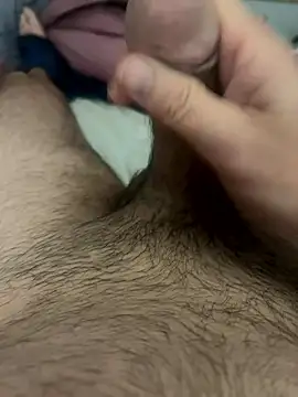 Snapshot of yannusgir33 chatting on January 12, 2026, 10:03 pm yannusgir33 online show from January 12, 2026, 10:03 pm