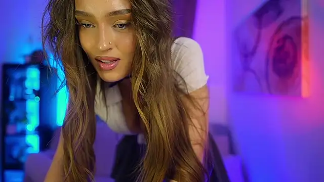 Snapshot of Clara_Nia chatting on November 3, 2025, 7:39 pm Clara Nia online show from November 3, 2025, 7:39 pm