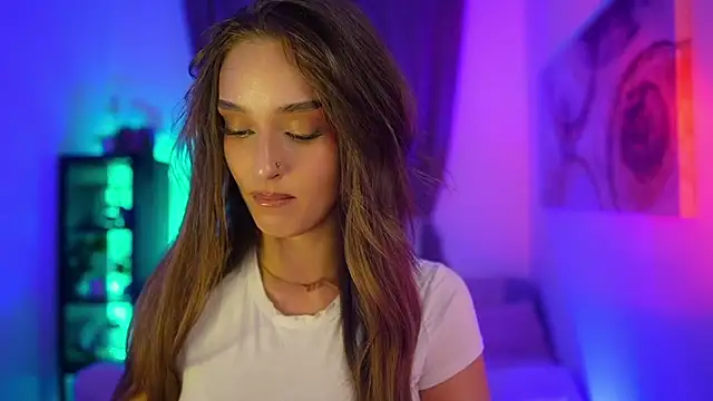 Snapshot of Clara_Nia chatting on November 1, 2025, 7:41 pm Clara Nia online show from November 1, 2025, 7:41 pm