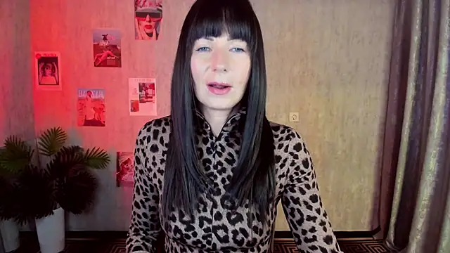 Snapshot of MonicaCheerful chatting on October 5, 2025, 12:40 pm MonicaCheerful online show from October 5, 2025, 12:40 pm