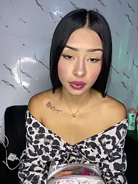 Miss karol online show from March 20, 2025, 5:25 pm