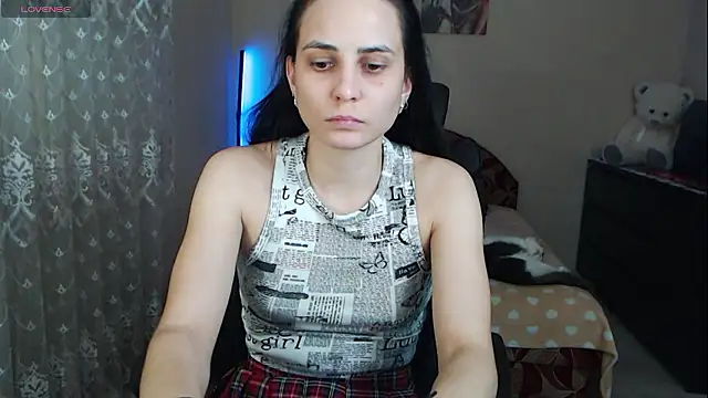 Snapshot of Kriss_brunette_5 chatting on December 1, 2025, 8:21 pm Kriss brunette 5 online show from December 1, 2025, 8:21 pm