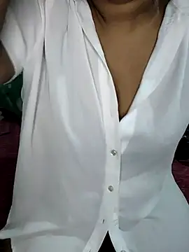 Snapshot of Dream_Ass chatting on September 15, 2025, 4:24 am Dream Ass online show from September 15, 2025, 4:24 am