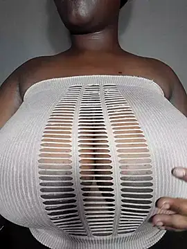 owamiee online show from February 13, 2025, 10:43 pm