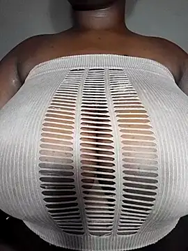 owamiee online show from February 19, 2025, 11:04 pm