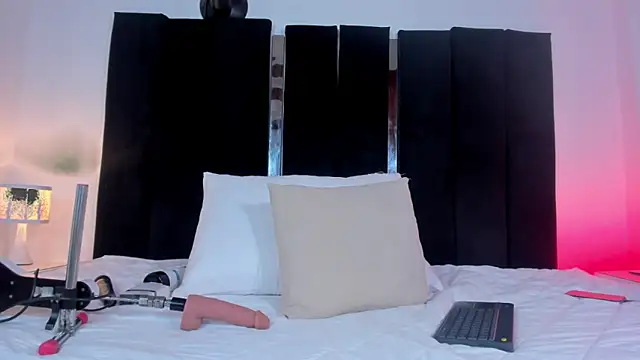 Snapshot of Annita001 chatting on October 14, 2025, 6:30 pm Annita001 online show from October 14, 2025, 6:30 pm