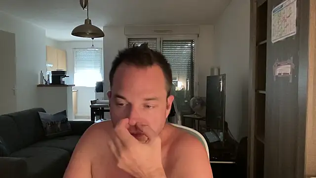 Snapshot of Funnyjul31 chatting on September 10, 2025, 4:06 pm Funnyjul31 online show from September 10, 2025, 4:06 pm