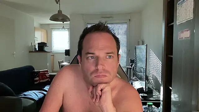 Snapshot of Funnyjul31 chatting on March 2, 2025, 4:03 pm Funnyjul31 online show from March 2, 2025, 4:03 pm