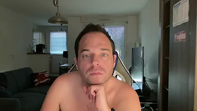 Snapshot of Funnyjul31 chatting on March 8, 2025, 1:03 pm Funnyjul31 online show from March 8, 2025, 1:03 pm