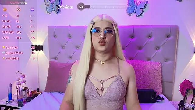 Alyssaa Hunter online show from February 18, 2025, 1:32 am