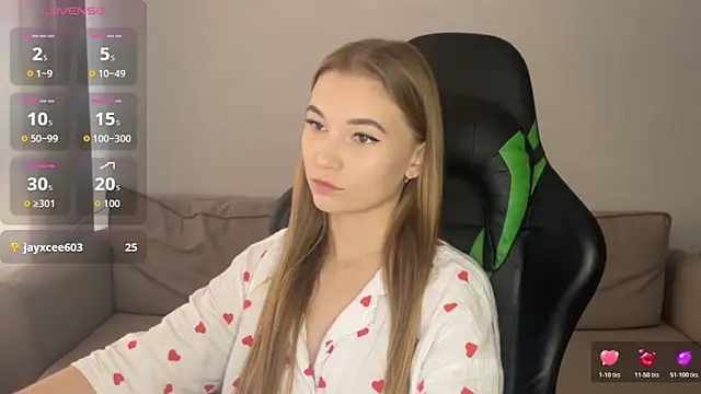 Snapshot of maria_plaudice chatting on November 12, 2025, 5:22 am maria plaudice online show from November 12, 2025, 5:22 am