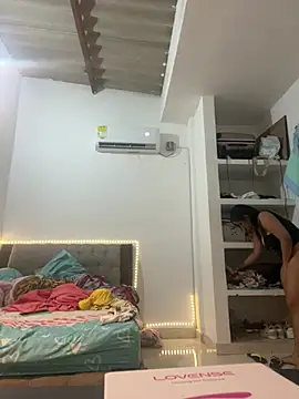 my cam online show from February 14, 2025, 6:34 am