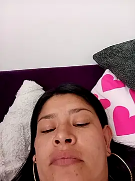 Snapshot of bri_ali chatting on December 16, 2025, 6:01 pm bri ali online show from December 16, 2025, 6:01 pm