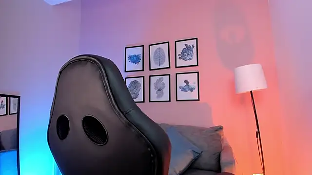 Snapshot of nina__dixon chatting on September 17, 2025, 9:06 pm nina dixon online show from September 17, 2025, 9:06 pm