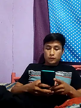 Snapshot of EduardoEspinoza12 chatting on October 3, 2025, 10:06 am EduardoEspinoza12 online show from October 3, 2025, 10:06 am