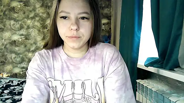 Misssweet s online show from April 18, 2026, 5:21 am