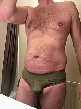 Snapshot of vincent1522 chatting on March 17, 2025, 7:46 am vincent1522 online show from March 17, 2025, 7:46 am