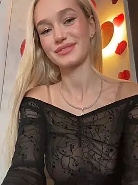 Snapshot of KristinaDane chatting on March 5, 2025, 6:54 am KristinaDane online show from March 5, 2025, 6:54 am