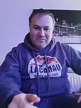 Pourleplasirs online show from February 26, 2025, 3:10 pm