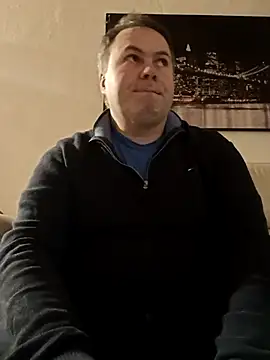 Pourleplasirs online show from February 13, 2025, 10:43 pm