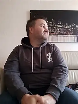 Pourleplasirs online show from February 21, 2025, 12:38 pm