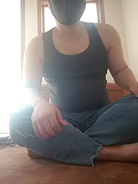 Tyyyggjju online show from December 22, 2025, 3:06 am