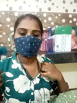 Snapshot of Tamil_roja17 chatting on November 17, 2025, 6:01 pm Tamil roja17 online show from November 17, 2025, 6:01 pm