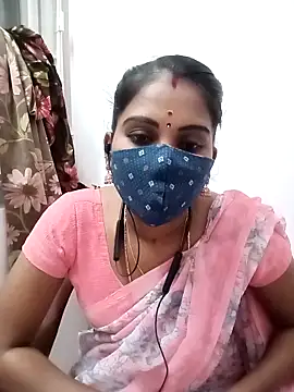 Snapshot of Tamil_roja17 chatting on December 15, 2025, 5:19 pm Tamil roja17 online show from December 15, 2025, 5:19 pm