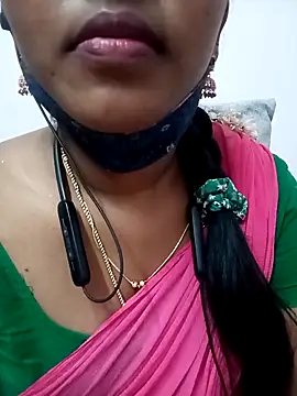 Snapshot of Tamil_roja17 chatting on December 14, 2025, 6:46 pm Tamil roja17 online show from December 14, 2025, 6:46 pm