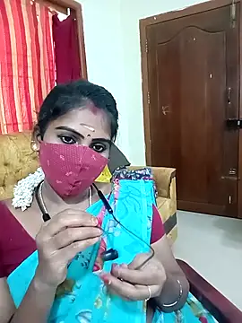 Snapshot of Tamil_roja17 chatting on November 5, 2025, 6:27 am Tamil roja17 online show from November 5, 2025, 6:27 am