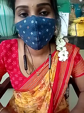 Snapshot of Tamil_roja17 chatting on November 14, 2025, 9:57 am Tamil roja17 online show from November 14, 2025, 9:57 am