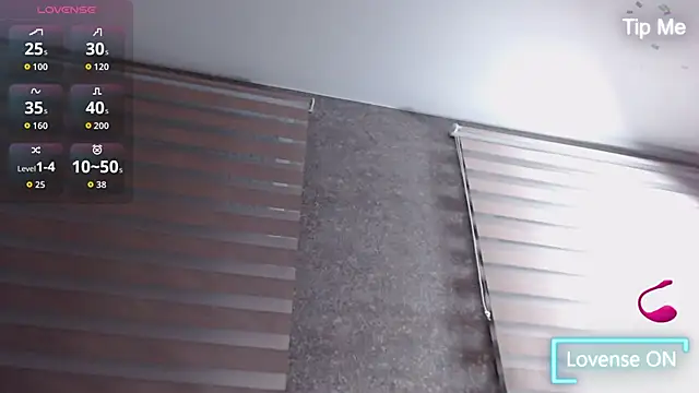 LillySquirtShot online show from January 14, 2026, 11:41 pm