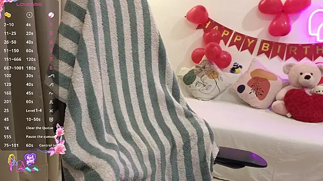 Snapshot of MISS_MYRA chatting on February 26, 2026, 5:35 pm MISS MYRA online show from February 26, 2026, 5:35 pm