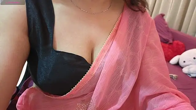 MISS MYRA online show from January 7, 2026, 4:56 pm