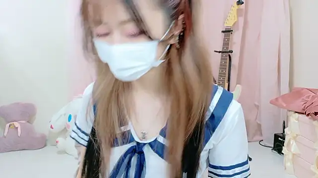 Snapshot of Megu-mimi chatting on September 12, 2025, 11:21 am Megu-mimi online show from September 12, 2025, 11:21 am