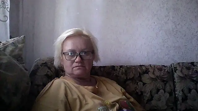 Mayya4321 online show from May 27, 2026, 9:05 am
