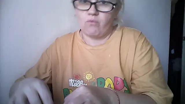 Mayya4321 online show from October 25, 2025, 8:24 am