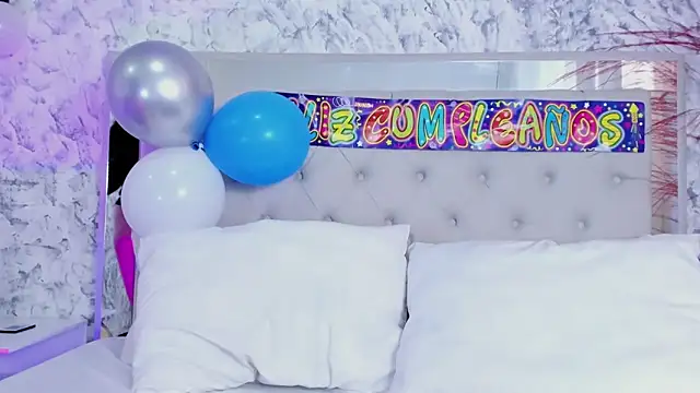 Snapshot of Ariana_greenblat chatting on March 10, 2025, 8:12 pm Ariana greenblat online show from March 10, 2025, 8:12 pm