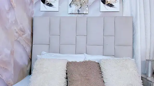 Snapshot of Ariana_greenblat chatting on December 14, 2025, 1:17 pm Ariana greenblat online show from December 14, 2025, 1:17 pm