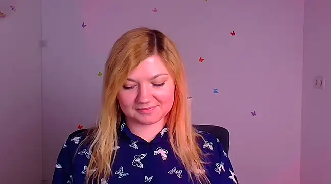 Snapshot of Lola_moree chatting on February 27, 2025, 12:56 pm Lola moree online show from February 27, 2025, 12:56 pm