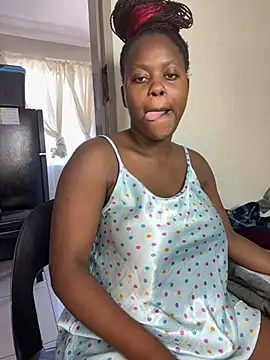 Snapshot of Cherry-brown55 chatting on February 7, 2026, 9:39 am Cherry-brown55 online show from February 7, 2026, 9:39 am