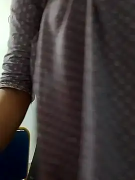 Snapshot of saaniya chatting on March 16, 2025, 12:00 pm saaniya online show from March 16, 2025, 12:00 pm