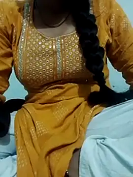 Snapshot of saaniya chatting on November 11, 2025, 8:31 am saaniya online show from November 11, 2025, 8:31 am