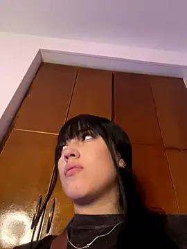 Melody rousse  online show from October 24, 2025, 9:14 pm