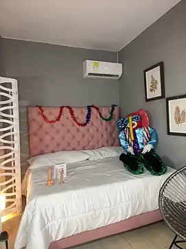 ashanty queen online show from March 7, 2025, 2:34 pm